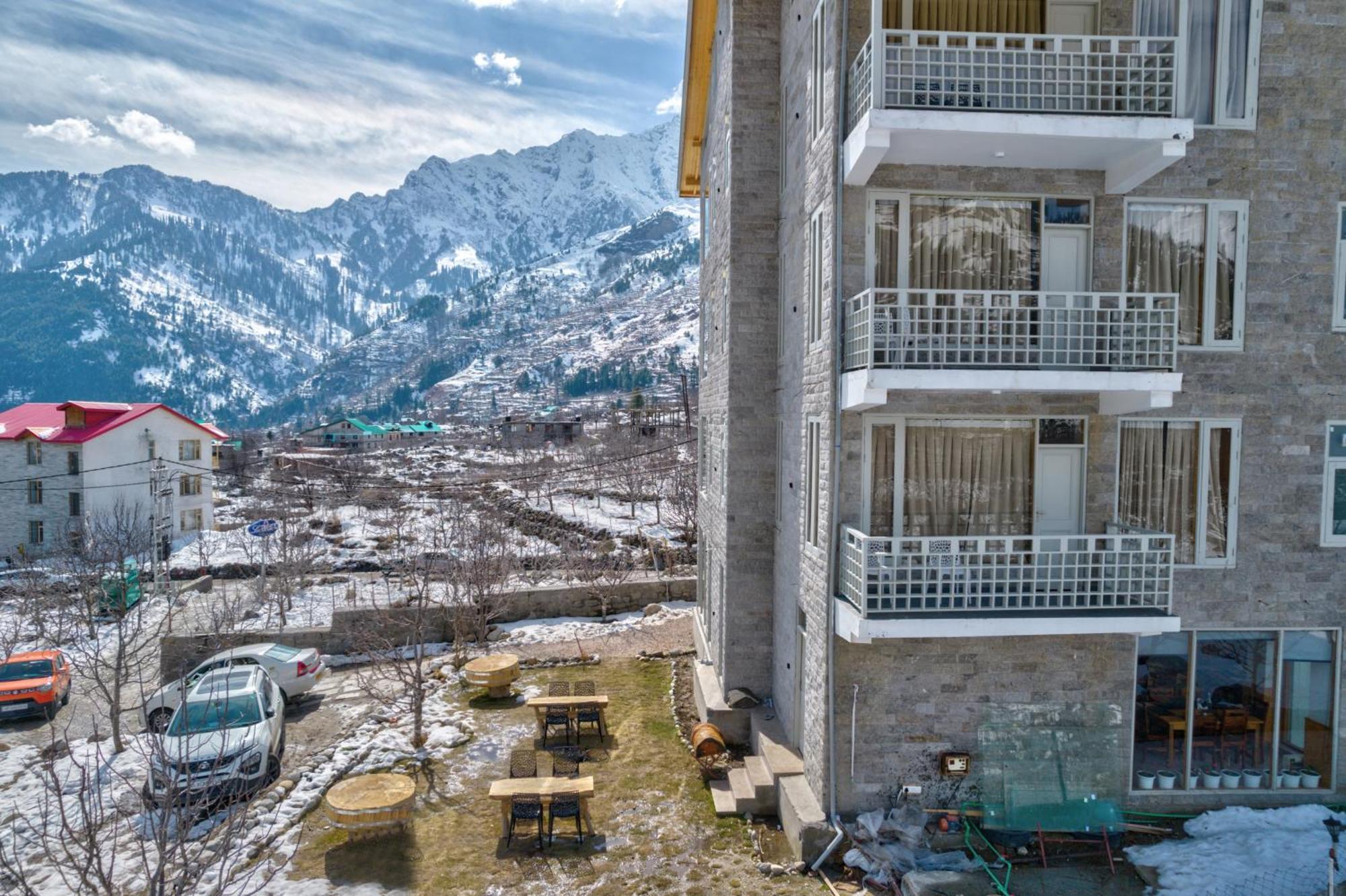 La Aero Resort Home In Snow Mountains Manāli Esterno foto