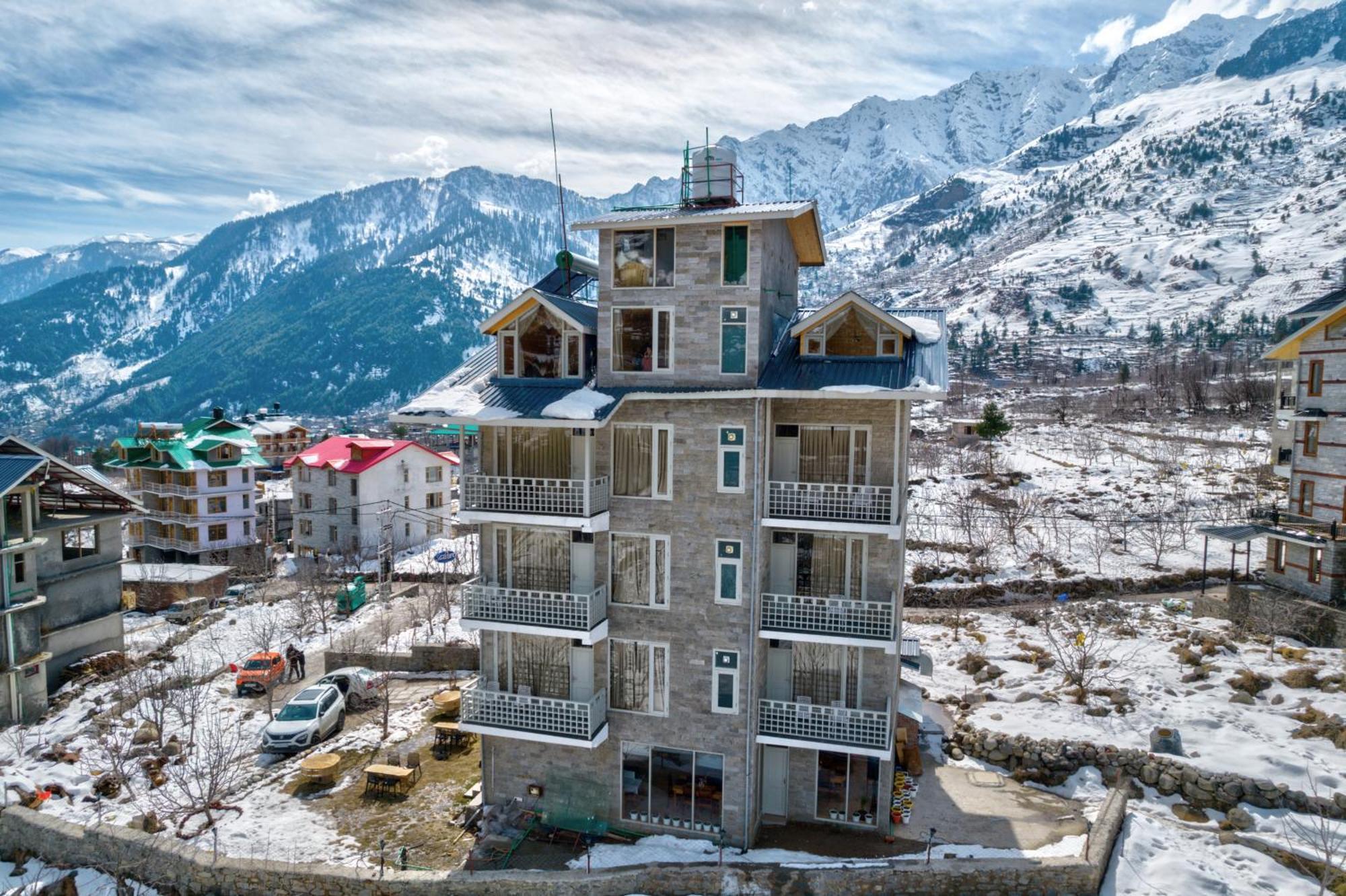 La Aero Resort Home In Snow Mountains Manāli Esterno foto