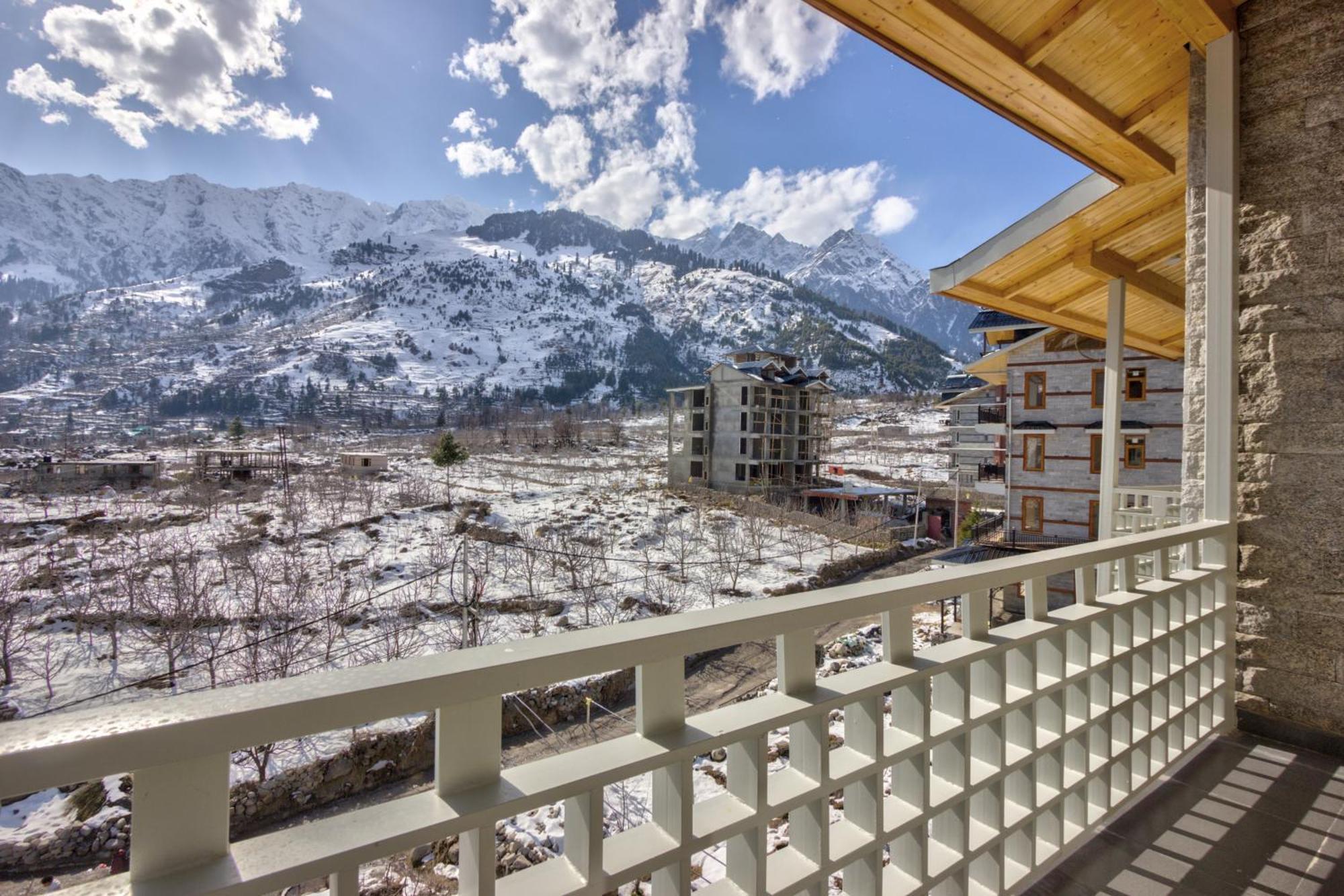 La Aero Resort Home In Snow Mountains Manāli Esterno foto