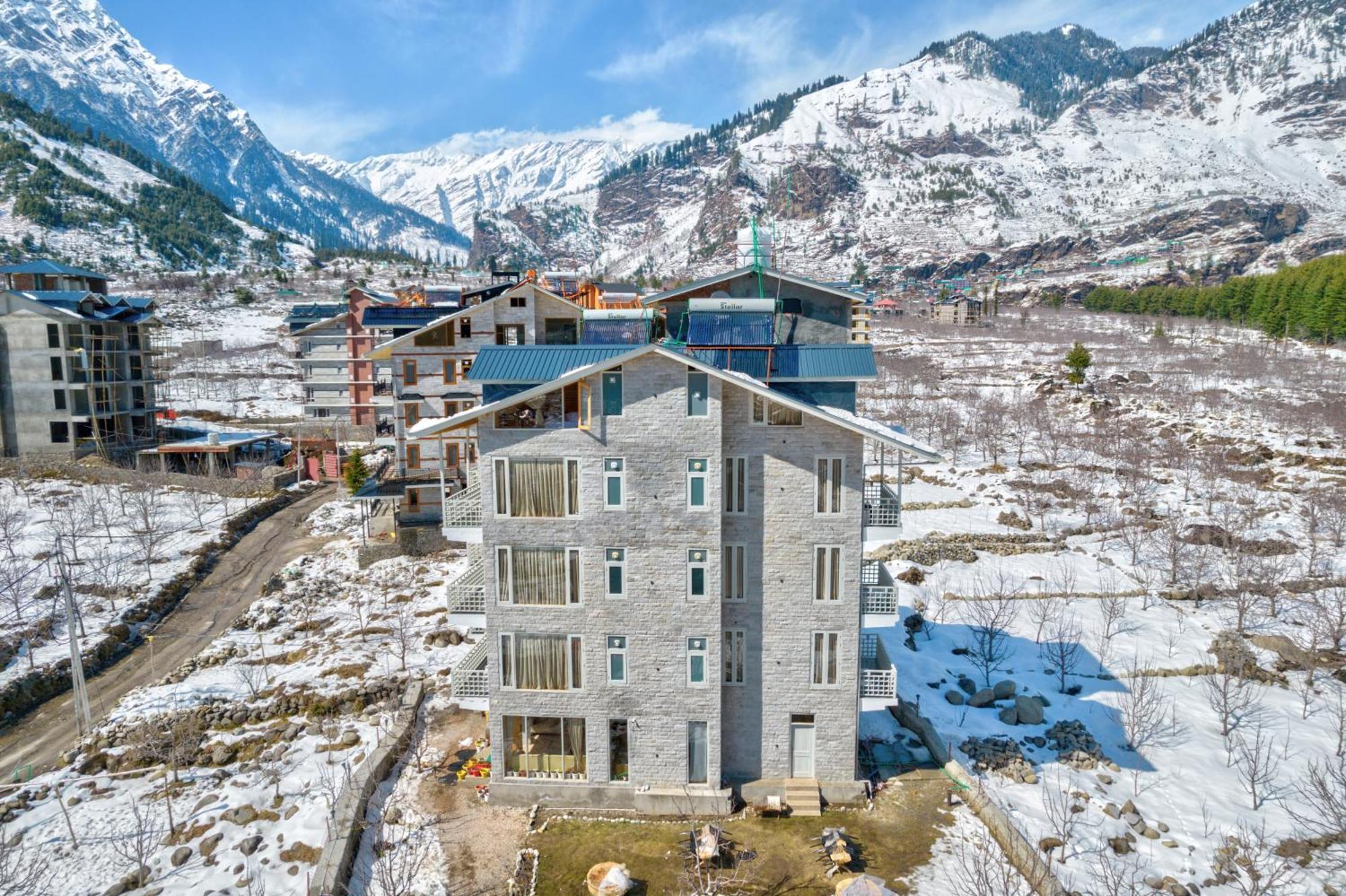La Aero Resort Home In Snow Mountains Manāli Esterno foto